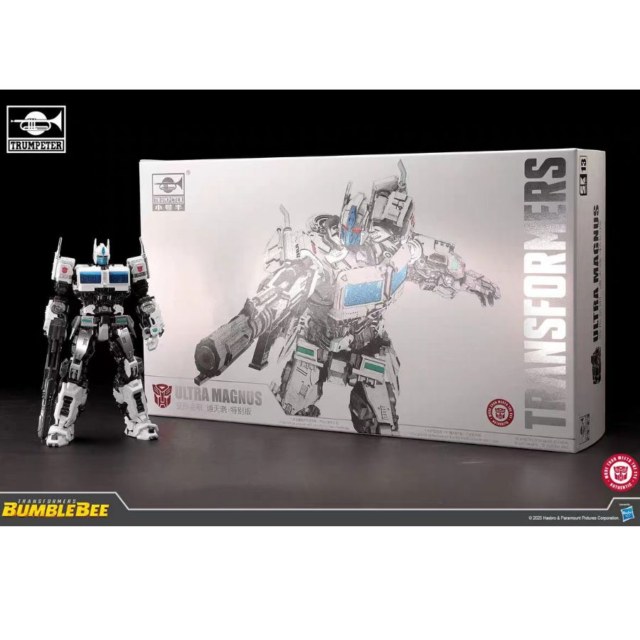 Model Kit Optimus Prime - Trumpeter 08150 Transformers ULTRA MAGNUS Edição