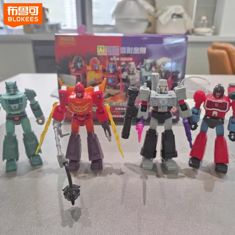 Em Estoque Novo Blokees Transf - Model Kit Blokees avaliação e preço